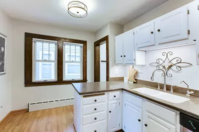 2151 Eleanor Avenue, Saint Paul, MN 55116 - Photo 9