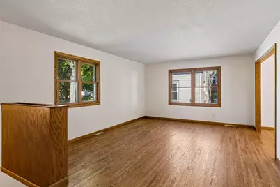 2215 Lincoln Street NE, Minneapolis, MN 55418 - Photo 3