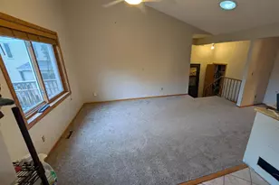1517 N Innsbruck Dr, Fridley, MN 55432 - Photo 9