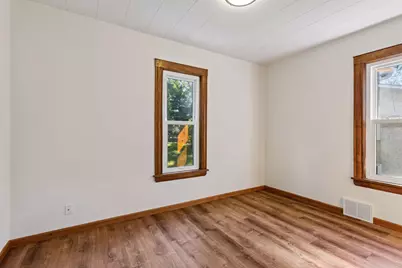 2219 Lincoln Street NE, Minneapolis, MN 55418 - Photo 11