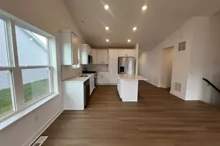 7465 Lotus Ln, Lino Lakes, MN 55038 - Photo 5