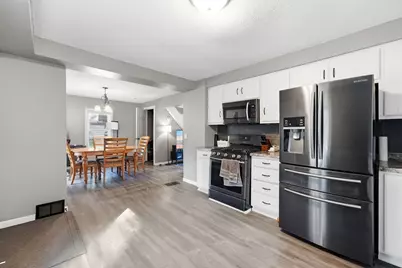 201 Cottage Grove Avenue, Foley, MN 56329 - Photo 3