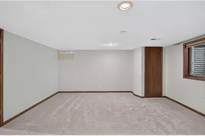 6221 Thomas Avenue S, Richfield, MN 55423 - Photo 39