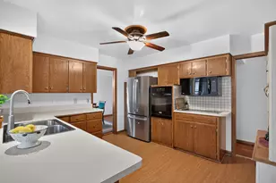 6221 Thomas Ave S, Richfield, MN 55423 - Photo 17