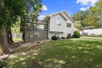 210 Hilltop Avenue, Owatonna, MN 55060 - Photo 3