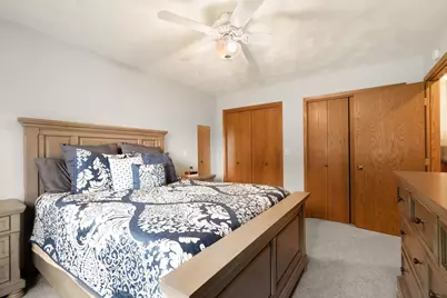 210 Hilltop Avenue, Owatonna, MN 55060 - Photo 17