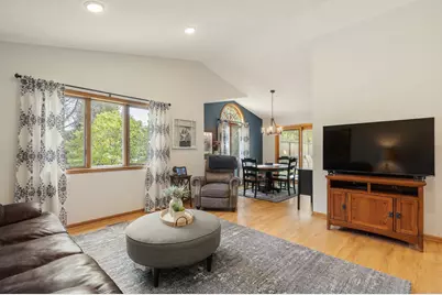 210 Hilltop Avenue, Owatonna, MN 55060 - Photo 9
