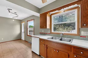 1620 9th Ave SE, Rochester, MN 55904 - Photo 15