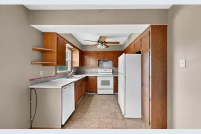 1620 9th Avenue SE, Rochester, MN 55904 - Photo 11