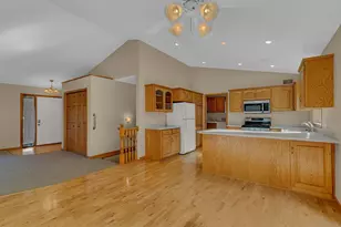 3202 19th St S, Saint Cloud, MN 56301 - Photo 9