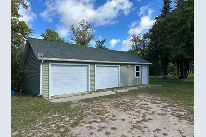 115 Conley Avenue N, Thief River Falls, MN 56701 - Photo 17