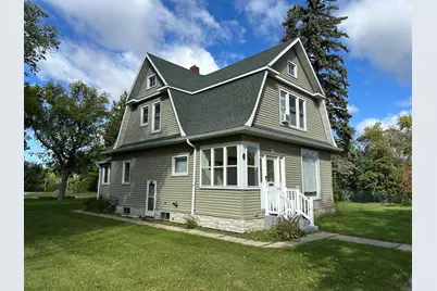 115 Conley Avenue N, Thief River Falls, MN 56701 - Photo 3