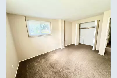 2001 Yellowstone Trail, Brooklyn Park, MN 55444 - Photo 19