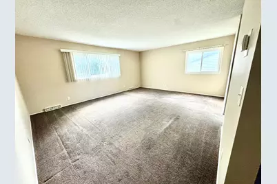 2001 Yellowstone Trail, Brooklyn Park, MN 55444 - Photo 7
