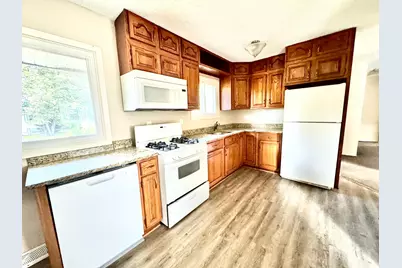 2001 Yellowstone Trail, Brooklyn Park, MN 55444 - Photo 5