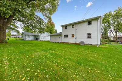 1100 Mitchell Drive, Faribault, MN 55021 - Photo 7