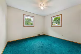1100 Mitchell Dr, Faribault, MN 55021 - Photo 33
