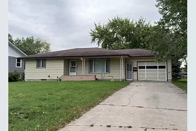 1421 12th Street, Windom, MN 56101 - Photo 1