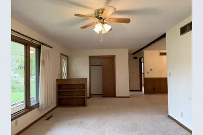 1421 12th Street, Windom, MN 56101 - Photo 3