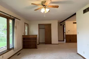 1421 12th Ave, Windom, MN 56101 - Photo 3