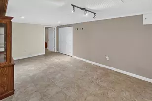 781 Iowa Ave E, Saint Paul, MN 55106 - Photo 29