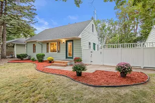1645 Rose Pl, Roseville, MN 55113 - Photo 1