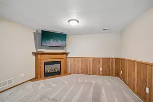 905 Walnut St, Farmington, MN 55024 - Photo 13