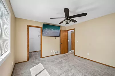 905 Walnut Street, Farmington, MN 55024 - Photo 9