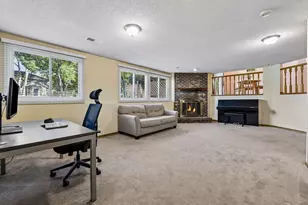 4160 Polaris Ln N, Plymouth, MN 55446 - Photo 23