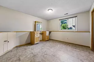 4160 Polaris Ln N, Plymouth, MN 55446 - Photo 27