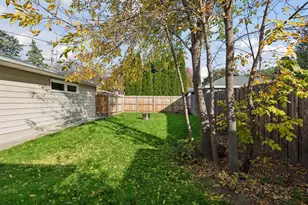 3647 Buchanan St NE, Minneapolis, MN 55418 - Photo 27