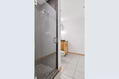 607 Washington Avenue S #303, Minneapolis, MN 55415 - Photo 15