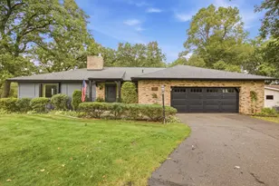 1725 Woodland Rd, Saint Cloud, MN 56304 - Photo 1