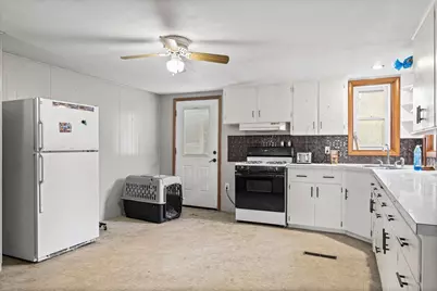 1004 E Main Street, Caledonia, MN 55921 - Photo 15