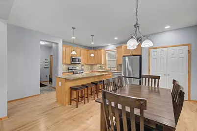 9906 Scott Avenue N, Brooklyn Park, MN 55443 - Photo 5