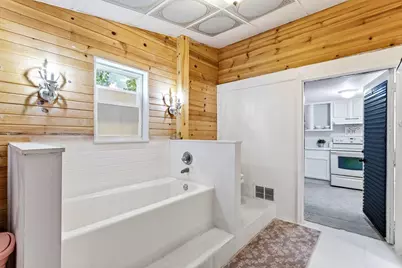 317 N Austin Avenue, Litchfield, MN 55355 - Photo 13