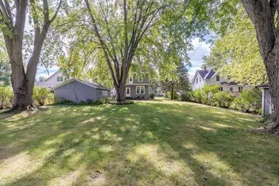 409 Elm Avenue SE, Montgomery, MN 56069 - Photo 3