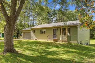 2015 Highview Dr, Sauk Rapids, MN 56379 - Photo 3
