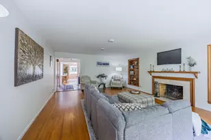 5316 Malibu Dr, Edina, MN 55436 - Photo 9