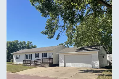273 E Morgan Street, Tracy, MN 56175 - Photo 1