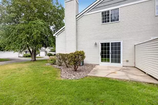 1916 Glenfield Ct, Eagan, MN 55122 - Photo 27