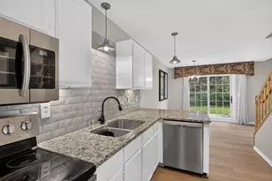 1916 Glenfield Ct, Eagan, MN 55122 - Photo 15