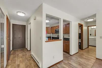 1581 Wheelock Lane #206, Saint Paul, MN 55117 - Photo 5
