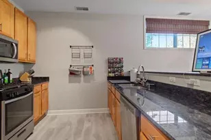 851 River Mews Ct, Minneapolis, MN 55414 - Photo 11