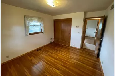 1914 6th Avenue SE, Austin, MN 55912 - Photo 17