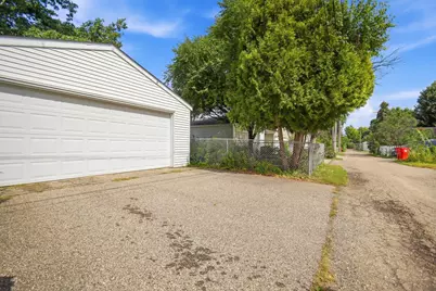 803 5th Avenue SW, Austin, MN 55912 - Photo 33