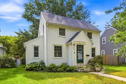 803 5th Avenue SW, Austin, MN 55912 - Photo 1
