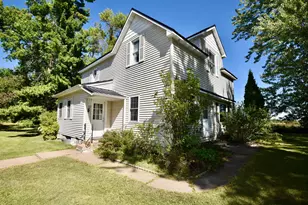2425 421st Ave NE, Braham, MN 55006 - Photo 1
