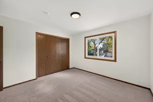 7401 James Ave N, Brooklyn Park, MN 55444 - Photo 25