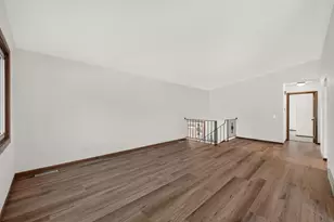 7401 James Ave N, Brooklyn Park, MN 55444 - Photo 9